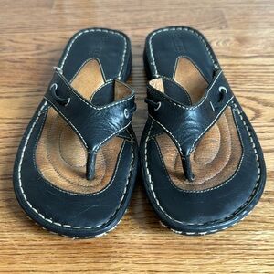 Born black leather Sandals Flip Flop
